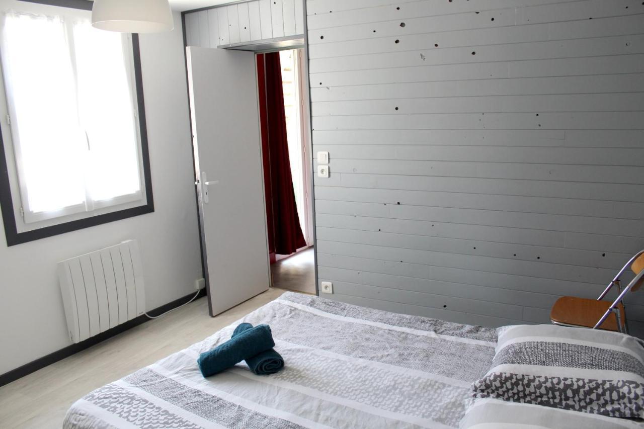 Maison Charmante A Saint-Patrice Avec Jardin Prive エクステリア 写真