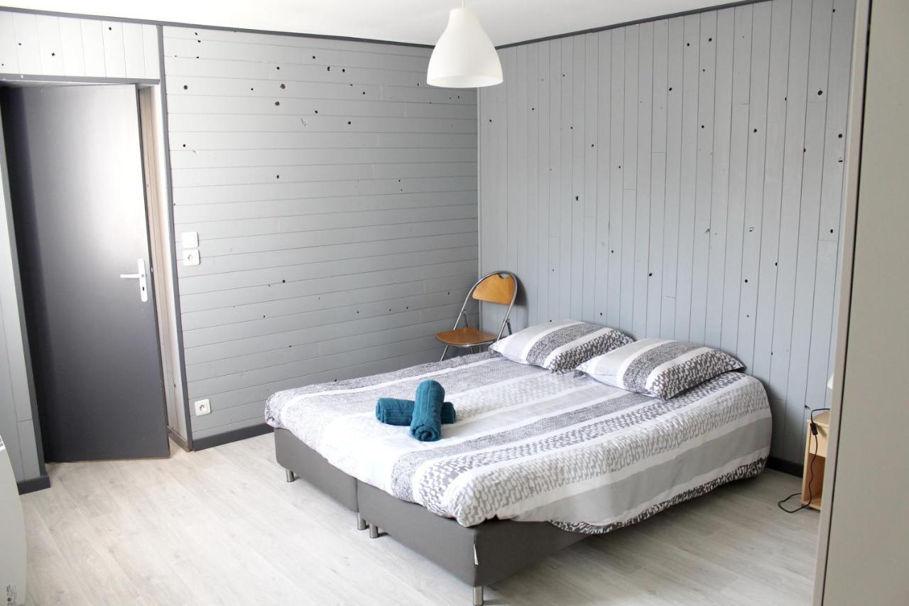 Maison Charmante A Saint-Patrice Avec Jardin Prive エクステリア 写真